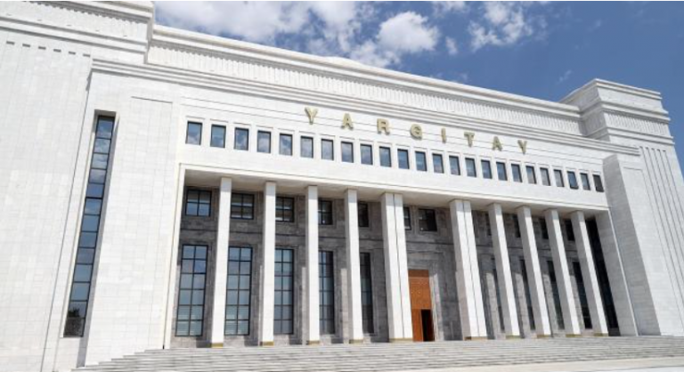 YARGITAY’IN ANAYASAYI İHLAL SUÇUNA YARDIMA İLİŞKİN DEĞİŞTİRDİĞİ SORUMLULUK ANLAYIŞININ YANLIŞLIĞI