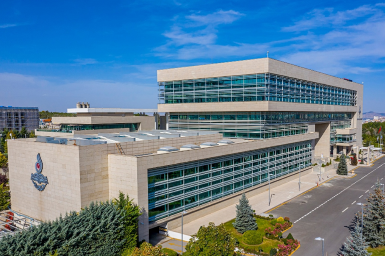 ANKESÖRLE İLGİLİ VERDİĞİ FARKLI KARARLAR BAĞLAMINDA ANAYASA MAHKEMESİNİN UYGULADIĞI DÜŞMAN HUKUKU